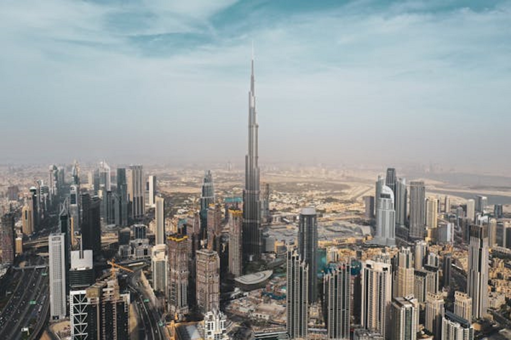 Por qué invertir en Emiratos Árabes Unidos